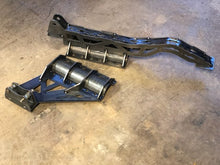 Load image into Gallery viewer, Bolt-On Front Axle Trusses