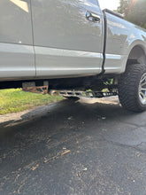 Load image into Gallery viewer, Traction Bars 17-25 Ford F250 / F350