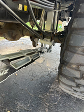 Load image into Gallery viewer, Traction Bars 17-25 Ford F250 / F350