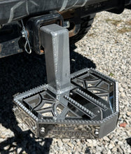 Load image into Gallery viewer, Hitch Step