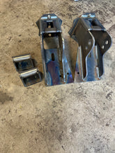 Load image into Gallery viewer, 14+ Ram 2500 “Traction Bar” kit