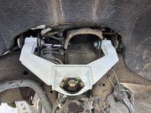 Load image into Gallery viewer, 20-25 GM HD 2500/3500 Control arms

