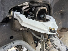 Load image into Gallery viewer, 20-25 GM HD 2500/3500 Control arms
